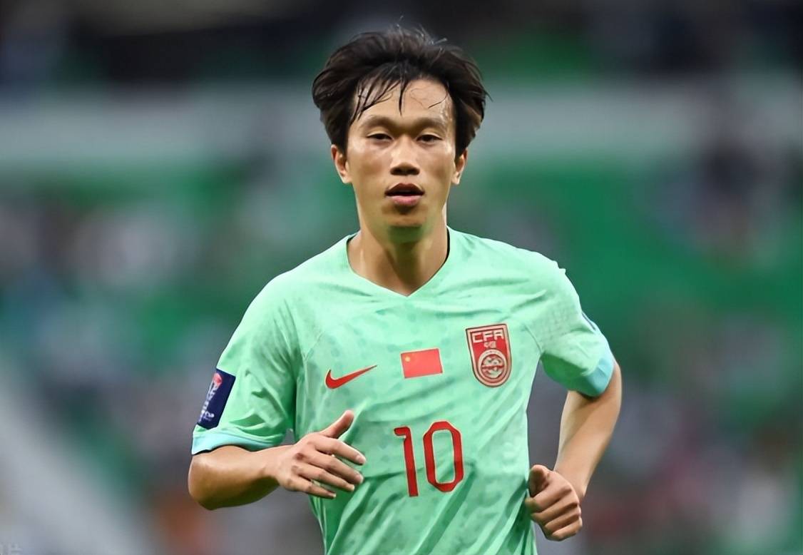 调教下重新, 球队在争冠, 具备传射俱 调教下重新, 球队在争冠, 具备传射俱